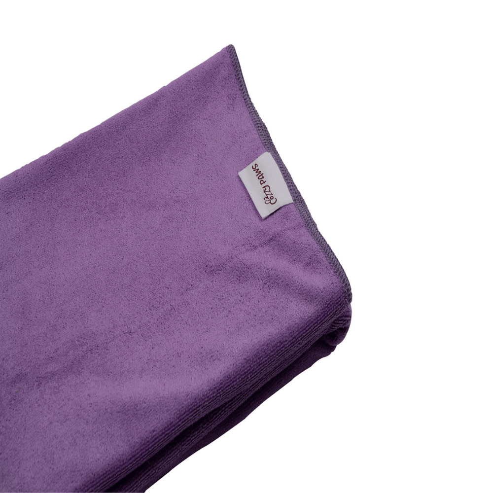 Serviette violette pour chien
