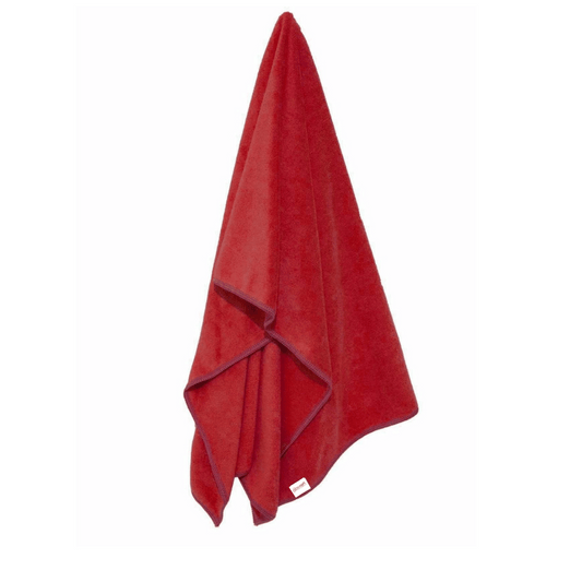 Serviette rouge pour chien